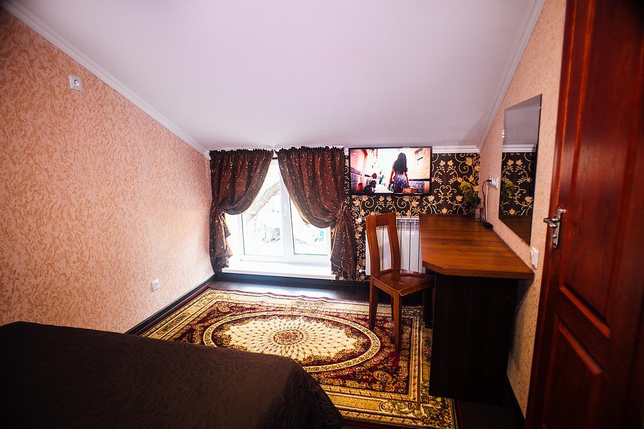 Guest House ヘルソン エクステリア 写真