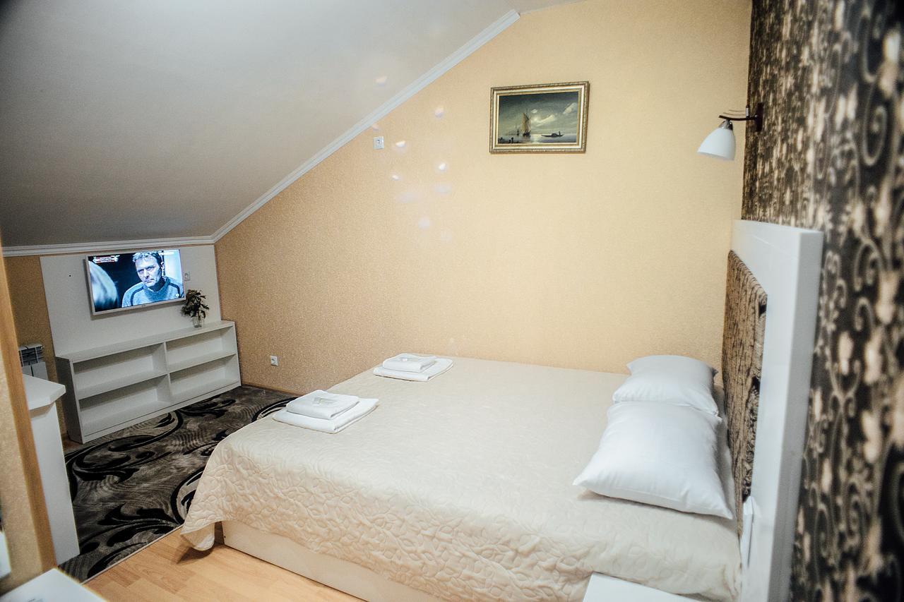 Guest House ヘルソン エクステリア 写真