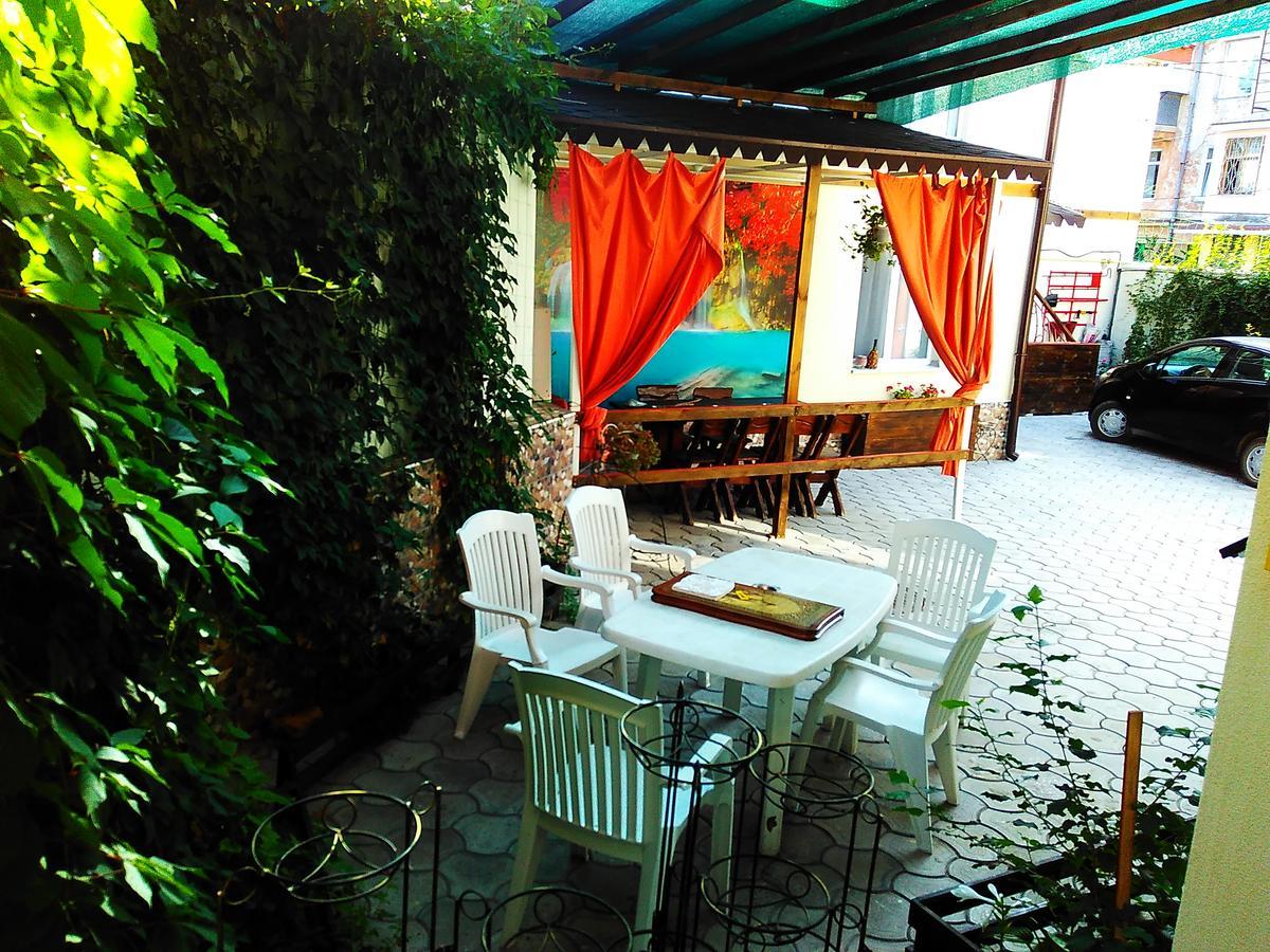 Guest House ヘルソン エクステリア 写真