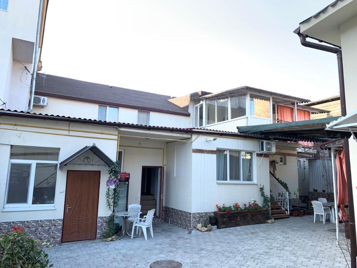Guest House ヘルソン エクステリア 写真